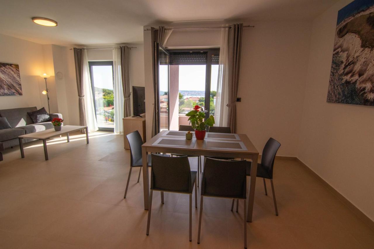 Luxury Apartment Faro With Sea View And Swimming Pool Премантура Экстерьер фото